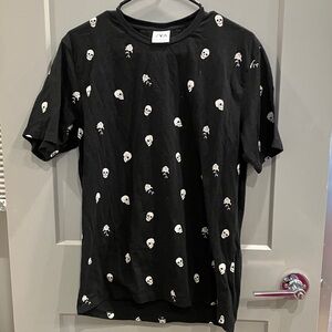 Zara Black and White Skull Pattern Men's Tee